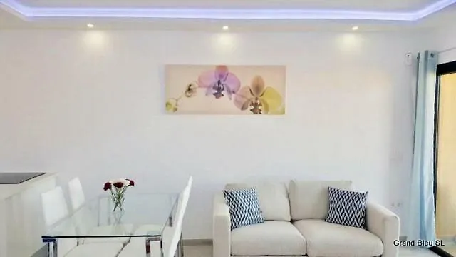 Les Vacances Au Club Paraiso Playa Paraiso  Apartment