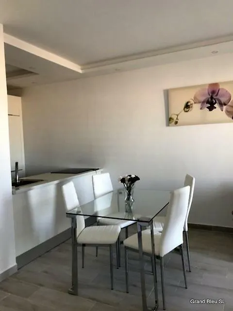 Apartment Les Vacances Au Club Paraiso Playa Paraiso  Spain